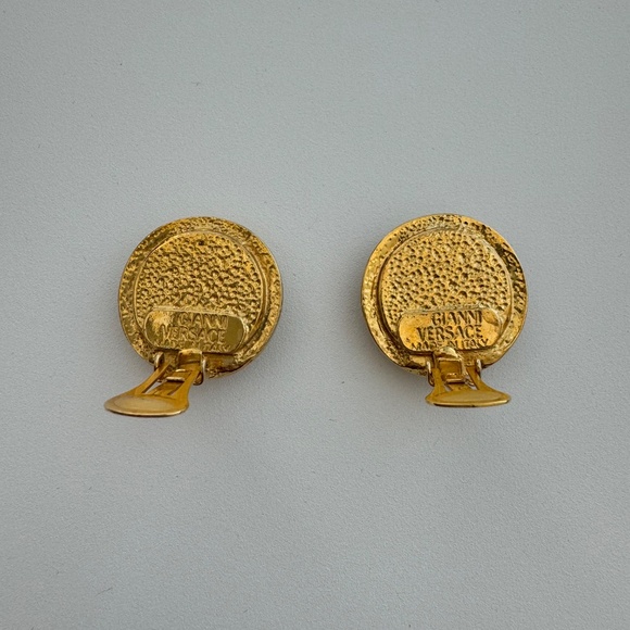 Gianni Versace - Picture 2 of 3